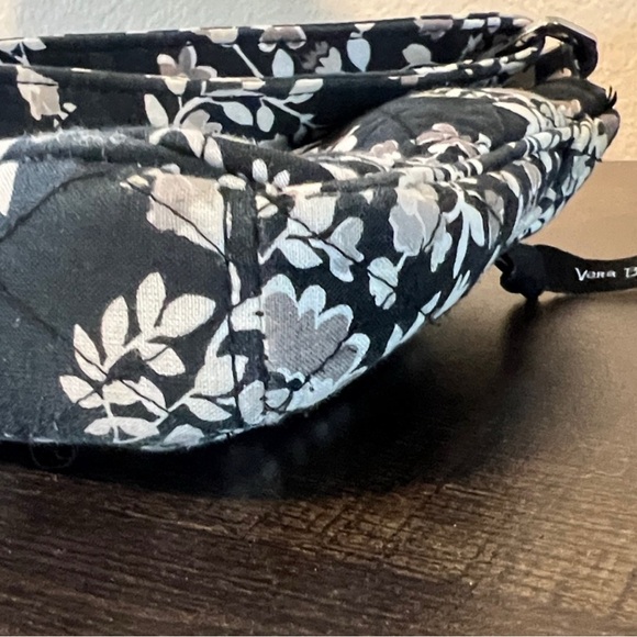 Vera Bradley Floral Black and White Women's Bag - Picture 8 of 9